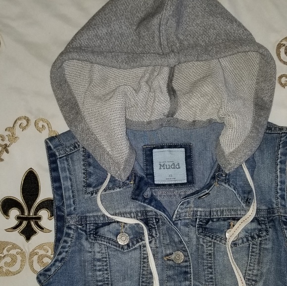 ๐HP๐ NWOT Mudd Denim Vest - Picture 2 of 2